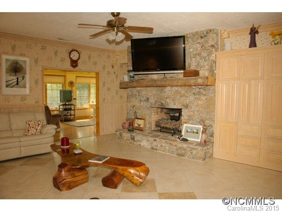 430 SUMMERSET DRIVE - Photo 12