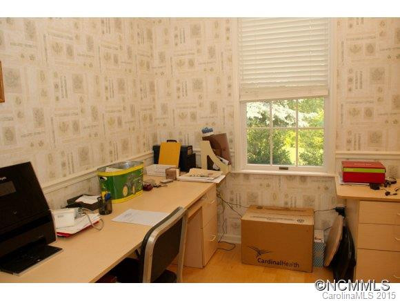 430 SUMMERSET DRIVE - Photo 14