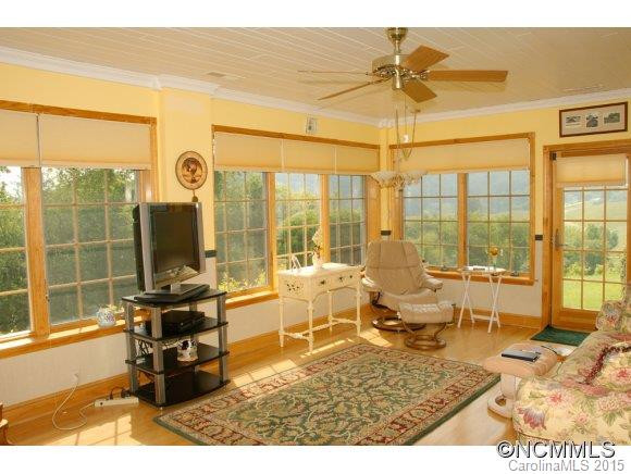 430 SUMMERSET DRIVE - Photo 7