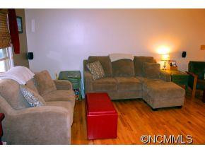 7 Crestview Ct. - Photo 5