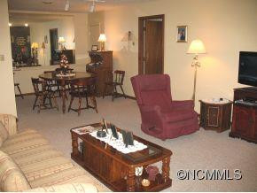 7 Ravencroft - Photo 3