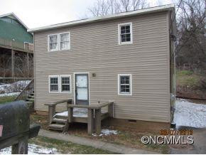 2 Cedar Hill Circle
