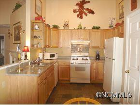 61 SIMMONS SOUTH - Photo 3