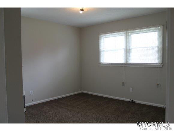 43 Sarah Lane - Photo 13