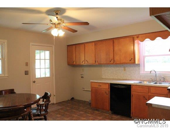 43 Sarah Lane - Photo 4