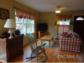 99 Willow Way - Photo 3
