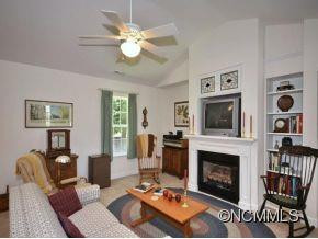 108 ANDOVER PLACE - Photo 3