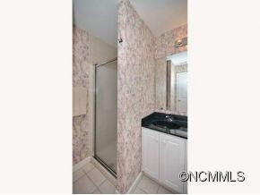 108 ANDOVER PLACE - Photo 8
