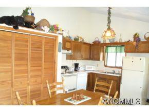 100 Chipmunk Lane - Photo 5