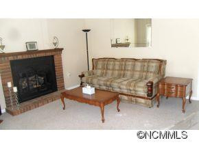 25 Huntington Drive - Photo 3
