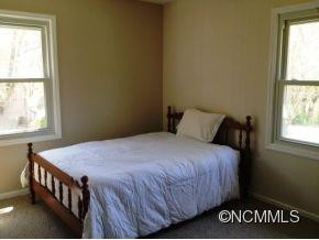 25 Huntington Drive - Photo 10