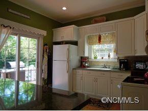 191 Pine St - Photo 7