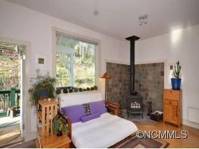 111 SPOOKS BRANCH ROAD - Photo 8