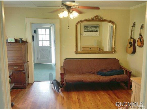 32 Dellwood St - Photo 8