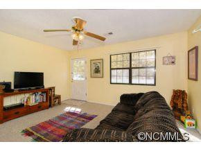 80 Johnny Marlow Rd. - Photo 4
