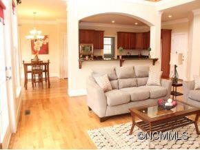 101 BLOOMINGDALE - Photo 7