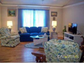255 Charlestown - Photo 5