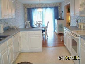 255 Charlestown - Photo 8