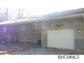 100 Hummingbird Hill - Photo 2