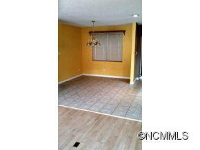 100 Hummingbird Hill - Photo 4