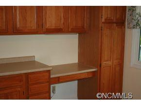 230 Foxwood Drive - Photo 3