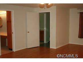 230 Foxwood Drive - Photo 10