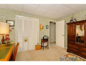 139 Woodburn Dr - Photo 18