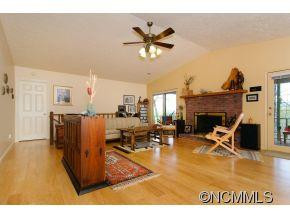 139 Woodburn Dr - Photo 4