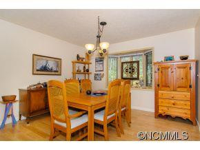 139 Woodburn Dr - Photo 5