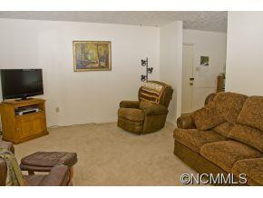  - Photo 3