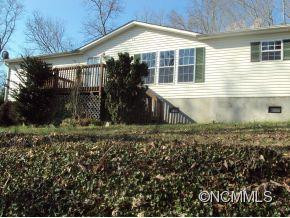 111 Laurel Woods