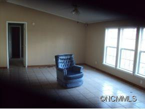 111 Laurel Woods - Photo 4