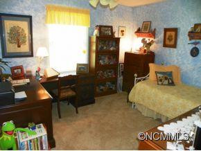1 Tiffany Lane - Photo 13