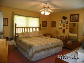 1 Tiffany Lane - Photo 9