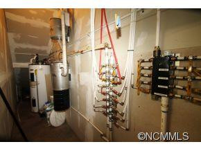 3313 Max Patch Road - Photo 22
