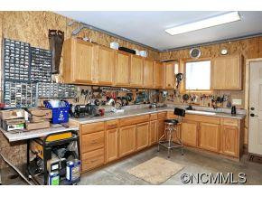 258 Paddock Lane - Photo 18
