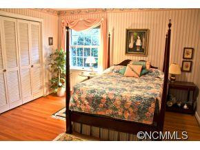 118 College Circle - Photo 8