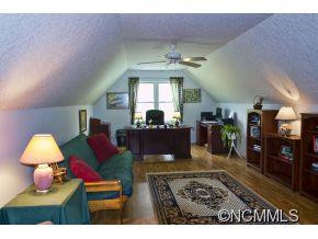 26 OLD FARM HOUSE RD - Photo 15