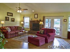 26 OLD FARM HOUSE RD - Photo 3
