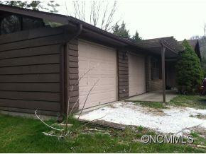 131 Moody Street - Photo 2