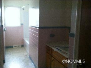 131 Moody Street - Photo 7