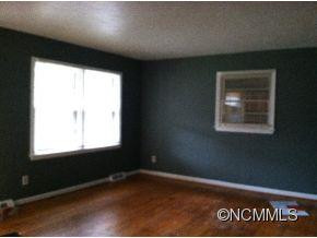 131 Moody Street - Photo 10