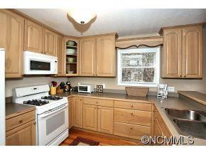 2085 Dogwood Drive - Photo 4