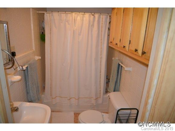 61 Greenridge - Photo 10