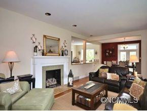53 CROWNINGWAY DRIVE - Photo 3