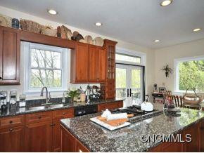 53 CROWNINGWAY DRIVE - Photo 7