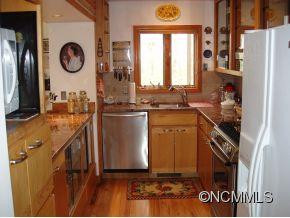  - Photo 8