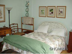  - Photo 10