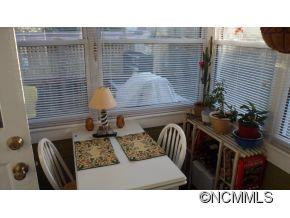 89 Poplar - Photo 18