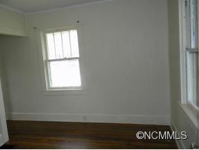 16 Robindale Ave - Photo 5